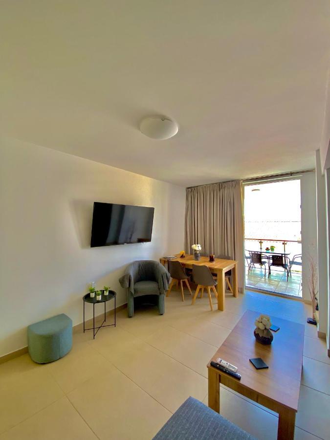 Anna'S Residence 罗希姆诺 外观 照片